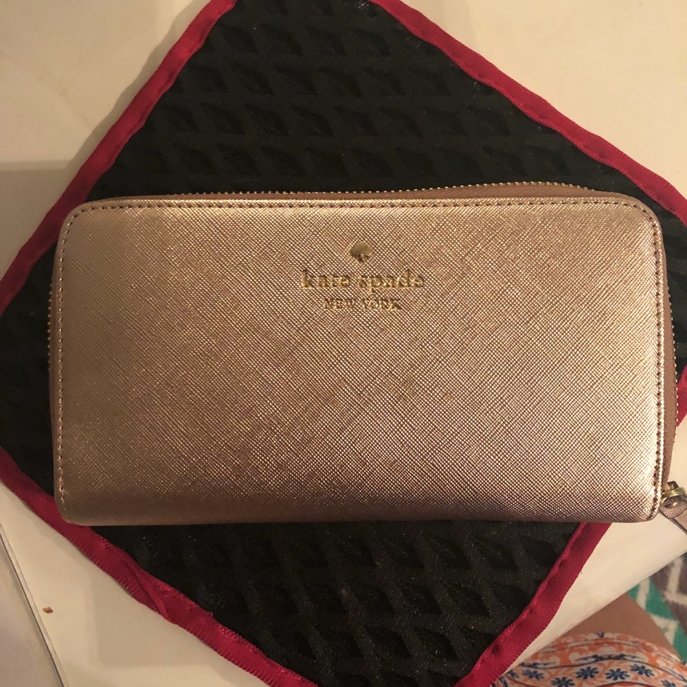 Kate spade ♠️ metallic gold wallet